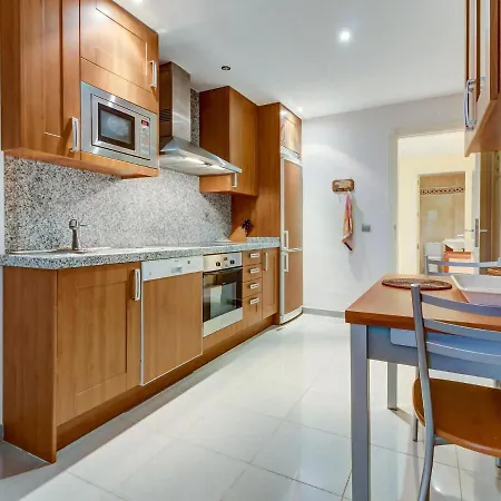 Faro's Fuente Aloha Apartment