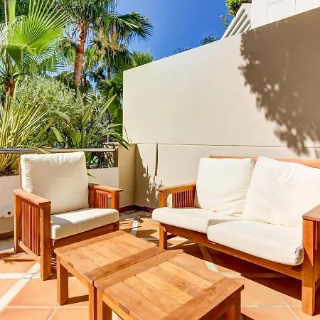 Faro's Fuente Aloha Apartment